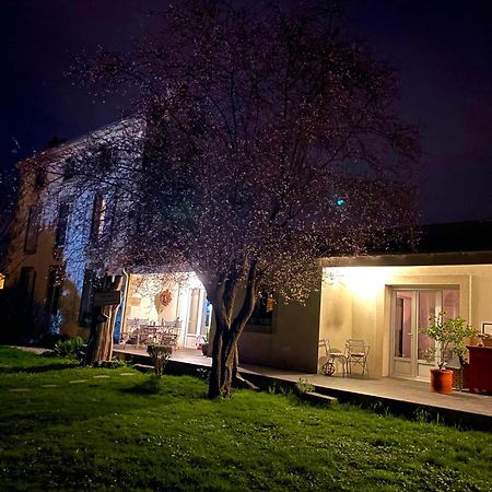 Chez Guilem Bed & Breakfast Saint-Maixent-l'Ecole Ngoại thất bức ảnh