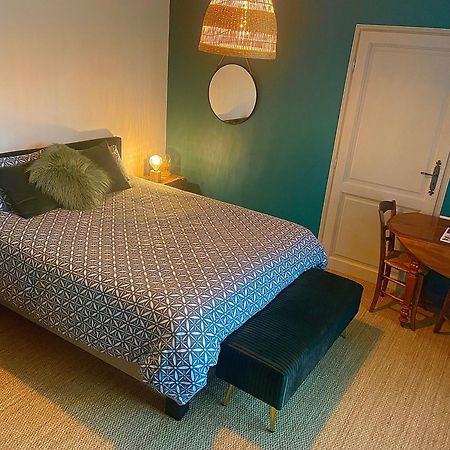 Chez Guilem Bed & Breakfast Saint-Maixent-l'Ecole Ngoại thất bức ảnh