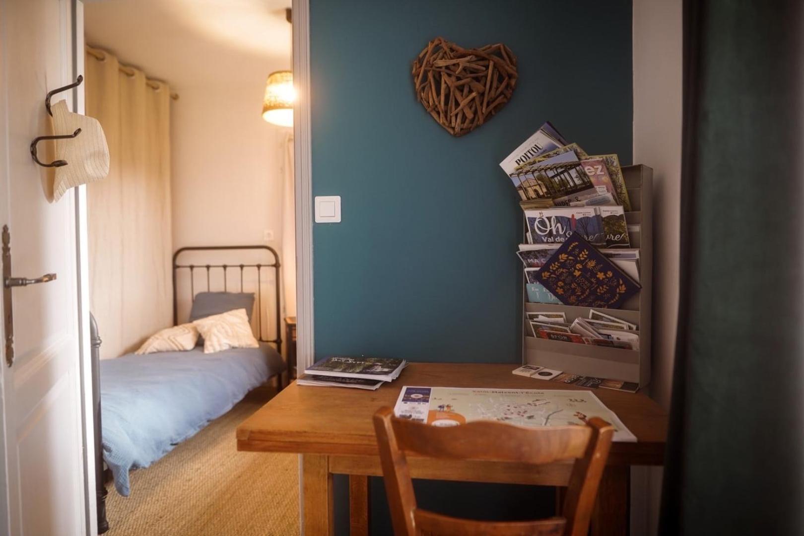 Chez Guilem Bed & Breakfast Saint-Maixent-l'Ecole Ngoại thất bức ảnh
